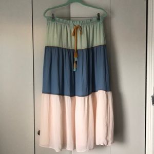 Color blocked maxi skirt